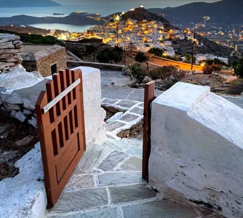 destination image